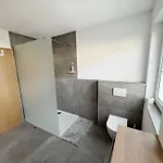 Haus Mit 6 Schlafzimmern 別荘 Lohr