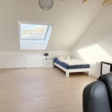 Haus Mit 6 Schlafzimmern Hébergement de vacances *