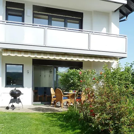Haus Mit 6 Schlafzimmern *